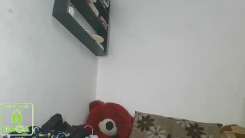 Snapshot of the_right_girl chatting on March 2025 04:13:01 AM Suzan Sexy online show from March 2025 04:13:01 AM