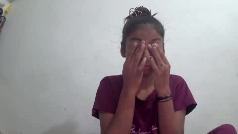 Suzan Sexy online show from December 2025 04:39:01 AM