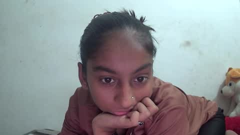 Snapshot of the_right_girl chatting on February 2026 08:43:01 AM Suzan Sexy online show from February 2026 08:43:01 AM