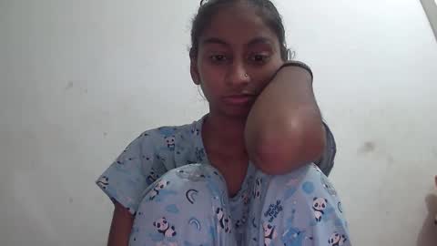 Snapshot of the_right_girl chatting on February 2026 03:56:02 PM Suzan Sexy online show from February 2026 03:56:02 PM