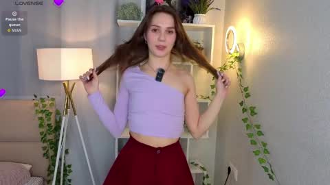 Snapshot of the_truewoman_show chatting on May 2026 03:15:02 AM My name is Cynthia and Im very happy to see you in my sweet room online show from May 2026 03:15:02 AM