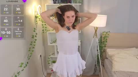 Snapshot of the_truewoman_show chatting on June 2026 03:07:02 AM My name is Cynthia and Im very happy to see you in my sweet room online show from June 2026 03:07:02 AM