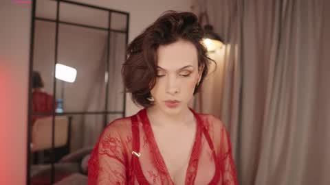 Thea online show from December 2025 12:27:01 AM