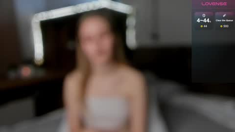 Kate online show from December 2024 05:58:02 PM