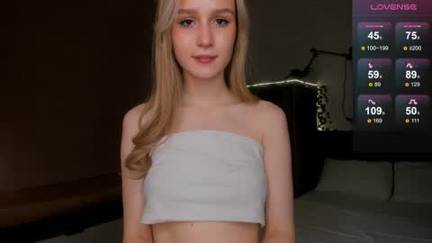 Kate online show from December 2024 02:17:02 PM