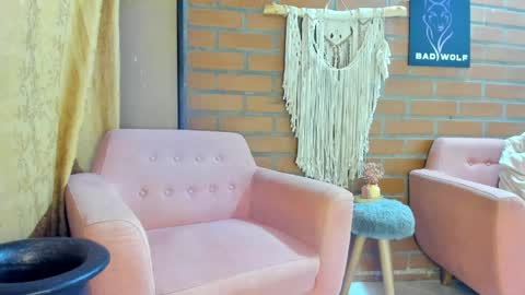 thebadwolf818 online show from April 2026 08:48:01 AM