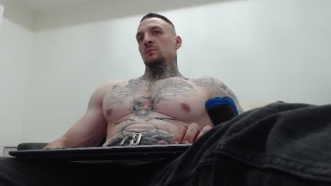 Snapshot of thebestmuscles chatting on July 2026 08:00:02 PM John online show from July 2026 08:00:02 PM