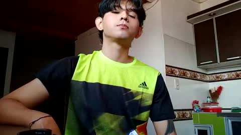 thebluesky_18 online show from October 2025 04:38:01 PM