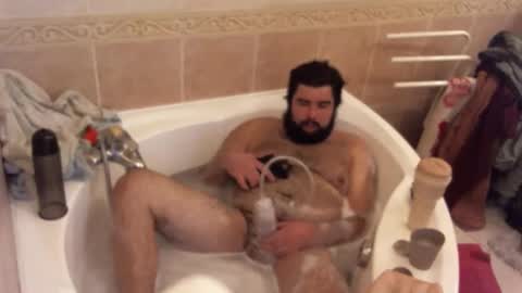 Snapshot of theboydu19 chatting on September 2025 09:36:02 AM Toitoine online show from September 2025 09:36:02 AM