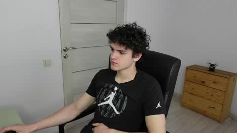 Snapshot of thebrad_holloway chatting on May 2026 07:02:02 AM Thebrad H online show from May 2026 07:02:02 AM