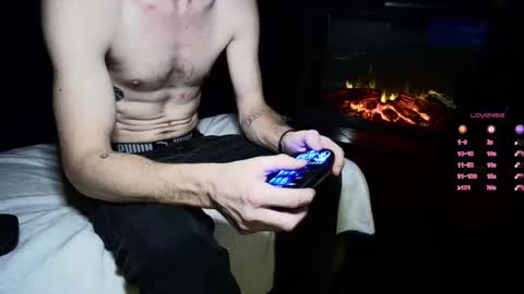 Thatcarrguyy online show from November 2025 04:14:01 AM