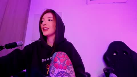 Alicia Alikath  online show from January 2025 12:22:02 AM