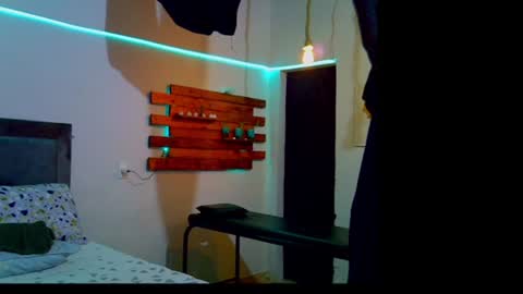 Snapshot of thecouplehavingall chatting on March 2025 12:37:01 AM thecouplehavingall online show from March 2025 12:37:01 AM