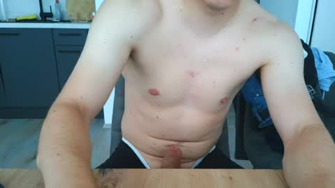 Snapshot of thecuteguy144949 chatting on June 2026 09:14:01 AM thecuteguy144949 online show from June 2026 09:14:01 AM