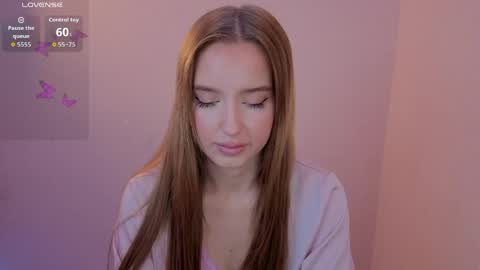 Snapshot of thecutienatura chatting on June 2026 07:06:02 PM Olivia online show from June 2026 07:06:02 PM
