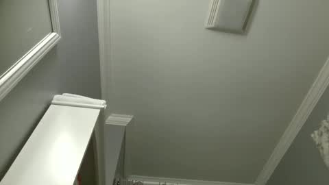 Snapshot of thedancingalien chatting on September 2025 01:40:02 AM Kassandra Grant online show from September 2025 01:40:02 AM