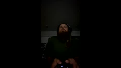 Snapshot of thedude715981 chatting on January 2025 04:25:02 AM thedude715981 online show from January 2025 04:25:02 AM