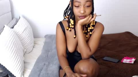 Snapshot of thee_habibah chatting on June 2026 10:35:02 AM Habibah online show from June 2026 10:35:02 AM
