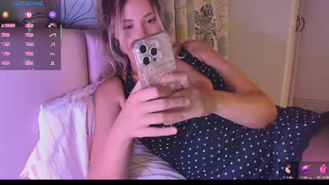 Snapshot of theellenshow chatting on July 2026 06:43:01 PM Ellen online show from July 2026 06:43:01 PM