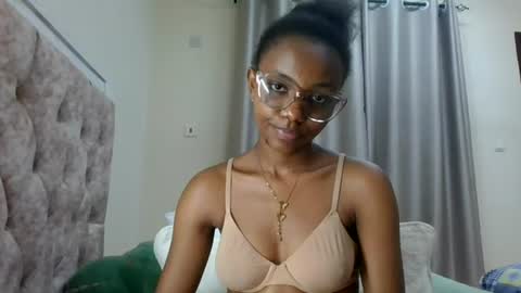 Snapshot of theequinn1 chatting on July 2026 06:20:01 PM theequinn1 online show from July 2026 06:20:01 PM
