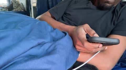 Snapshot of theeshooterr chatting on December 2024 08:21:02 PM theeshooterr online show from December 2024 08:21:02 PM