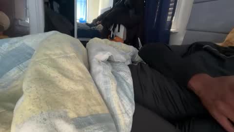 Snapshot of theeshooterr chatting on October 2025 01:29:01 PM theeshooterr online show from October 2025 01:29:01 PM