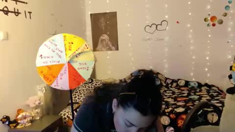 TheFarmergirl online show from October 2025 06:45:01 AM