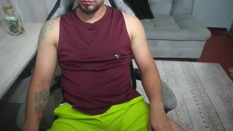 Snapshot of thegianni chatting on November 2025 03:16:02 AM Marcelo online show from November 2025 03:16:02 AM