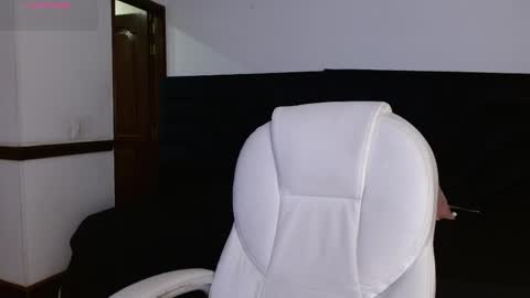Snapshot of thegodmother_gh chatting on May 2026 04:08:02 AM Peyton online show from May 2026 04:08:02 AM
