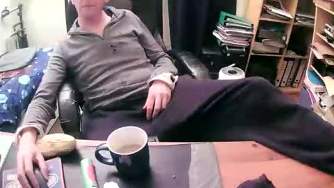 paul online show from November 2025 05:23:01 PM