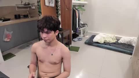 Green online show from November 2025 08:20:02 PM