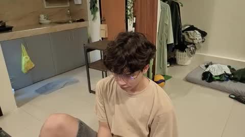 Green online show from December 2025 08:43:01 AM