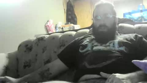 Iron online show from December 2025 12:37:02 AM