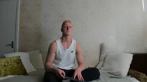 Snapshot of thejacob_d chatting on April 2026 05:06:02 PM thejacob_d online show from April 2026 05:06:02 PM