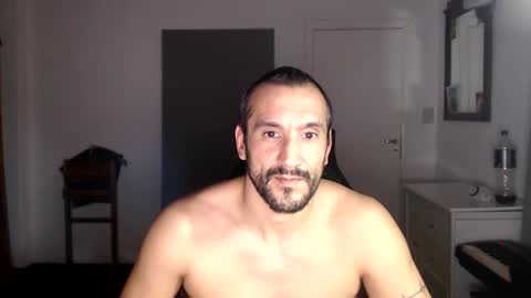 KINGOFPAINS online show from September 2025 04:40:02 PM