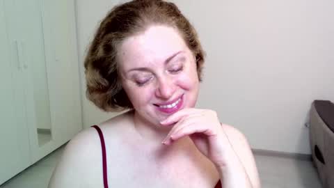 Ella online show from December 2024 05:37:02 PM