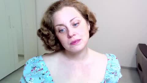 Ella online show from December 2024 06:12:02 PM