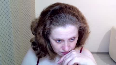 Snapshot of theladysblush chatting on April 2026 07:40:02 PM Ella online show from April 2026 07:40:02 PM