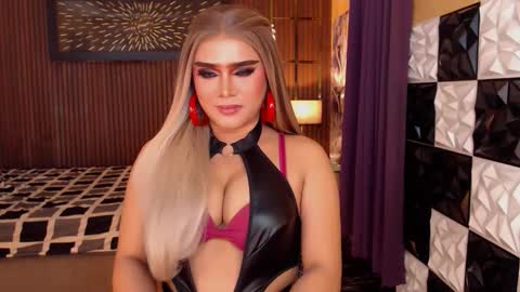 Paula online show from March 2026 08:20:01 AM