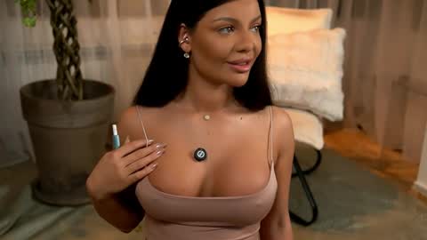 Madison online show from April 2026 03:04:02 AM