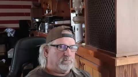 themasseure1 online show from April 2026 07:14:01 PM