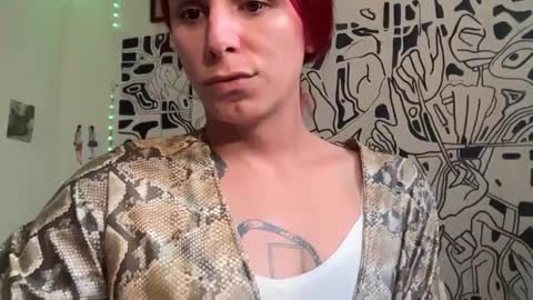 Lucy Lucy online show from November 2025 09:48:01 PM