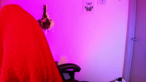 themelrose online show from April 2026 07:58:01 PM