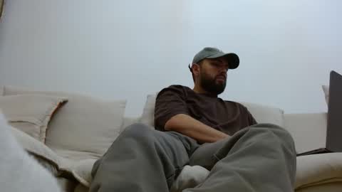 TheMonarchGoat online show from April 2026 06:36:02 PM