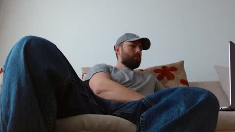 Snapshot of themonarchgoat chatting on April 2026 06:49:02 AM TheMonarchGoat online show from April 2026 06:49:02 AM