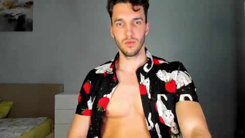 Theodor online show from May 2026 04:34:02 PM