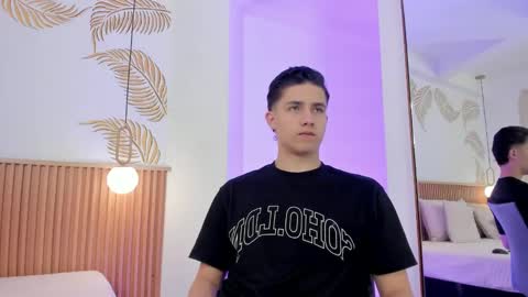  THEO- MATEO  online show from December 2024 12:30:02 PM