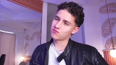  THEO- MATEO  online show from January 2025 04:59:02 PM