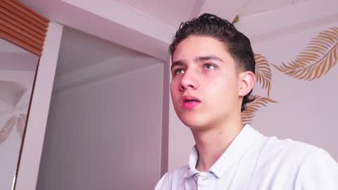  THEO- MATEO  online show from January 2025 01:49:01 PM