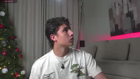  THEO- MATEO  online show from December 2025 11:01:02 PM